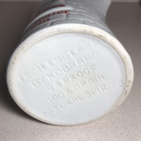 Beefeater Gin Castle Pitcher Stein - Picture 6 of 6